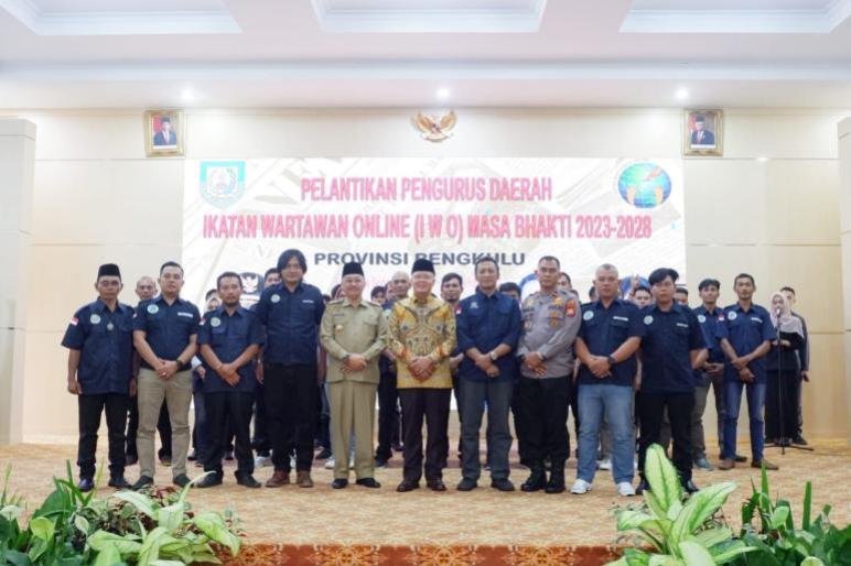 053725e0-ea70-4d7f-ae0a-12a0c8b66ada